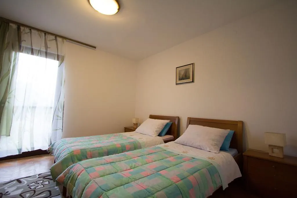 רוביני Apartment Cherry קרואטיה